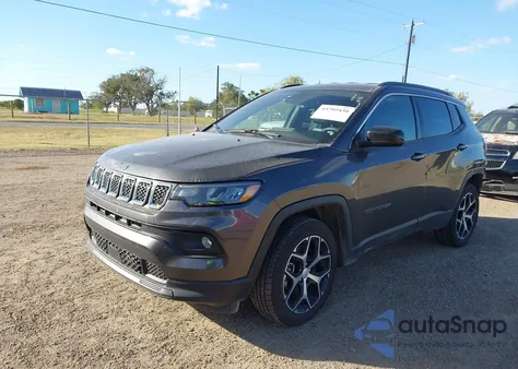 2024 Jeep Compass Latitude 4X4 from USA, damaged, VIN 3C4NJDBN3RT605780